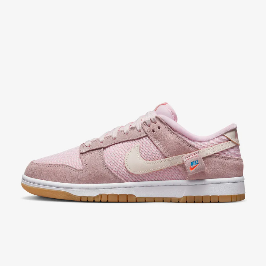 Nike Women’s Dunk Low Pink Teddy Bear DZ5318-640 Women’s Size