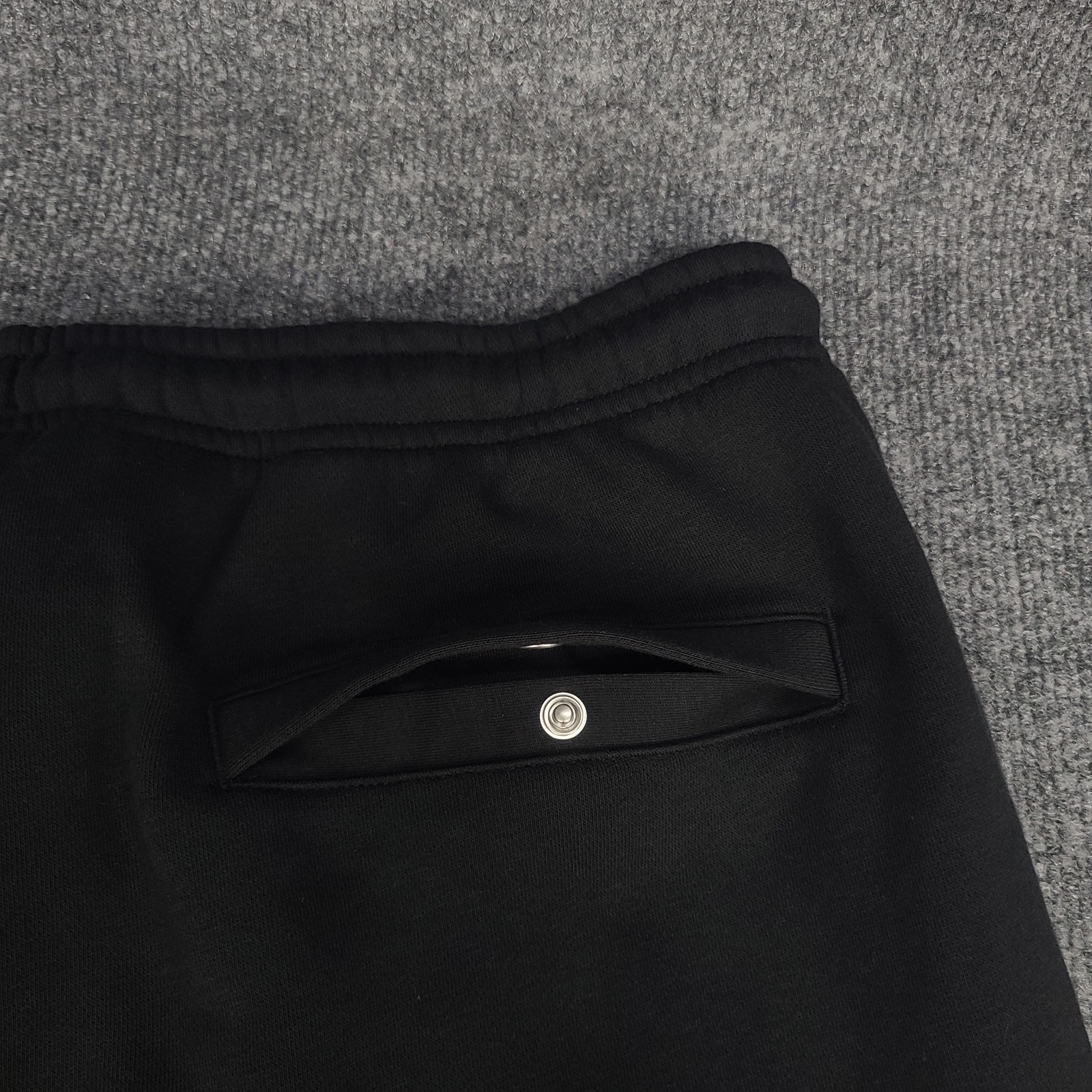 Nike Pants Mens Large Black Futura Club Fleece Cargo Cuff Brushed Jogger Sweats