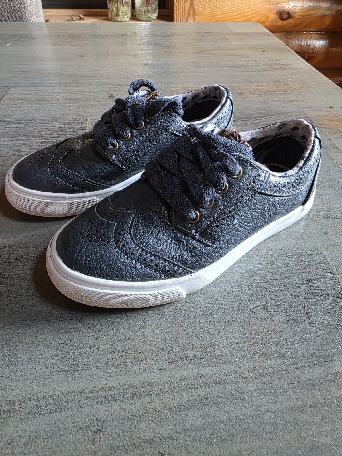 Ben Sherman Jayme Wingtip Sneakers Navy Lace Up Boys 11