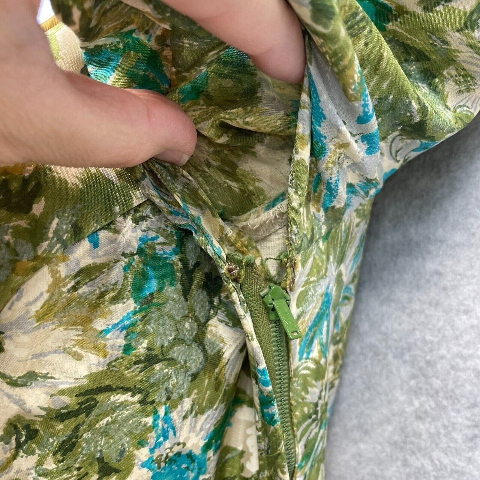 Dance Time by Phyllis Vintage Dress Womens XS/S Green Floral 1950’s Full Sweep