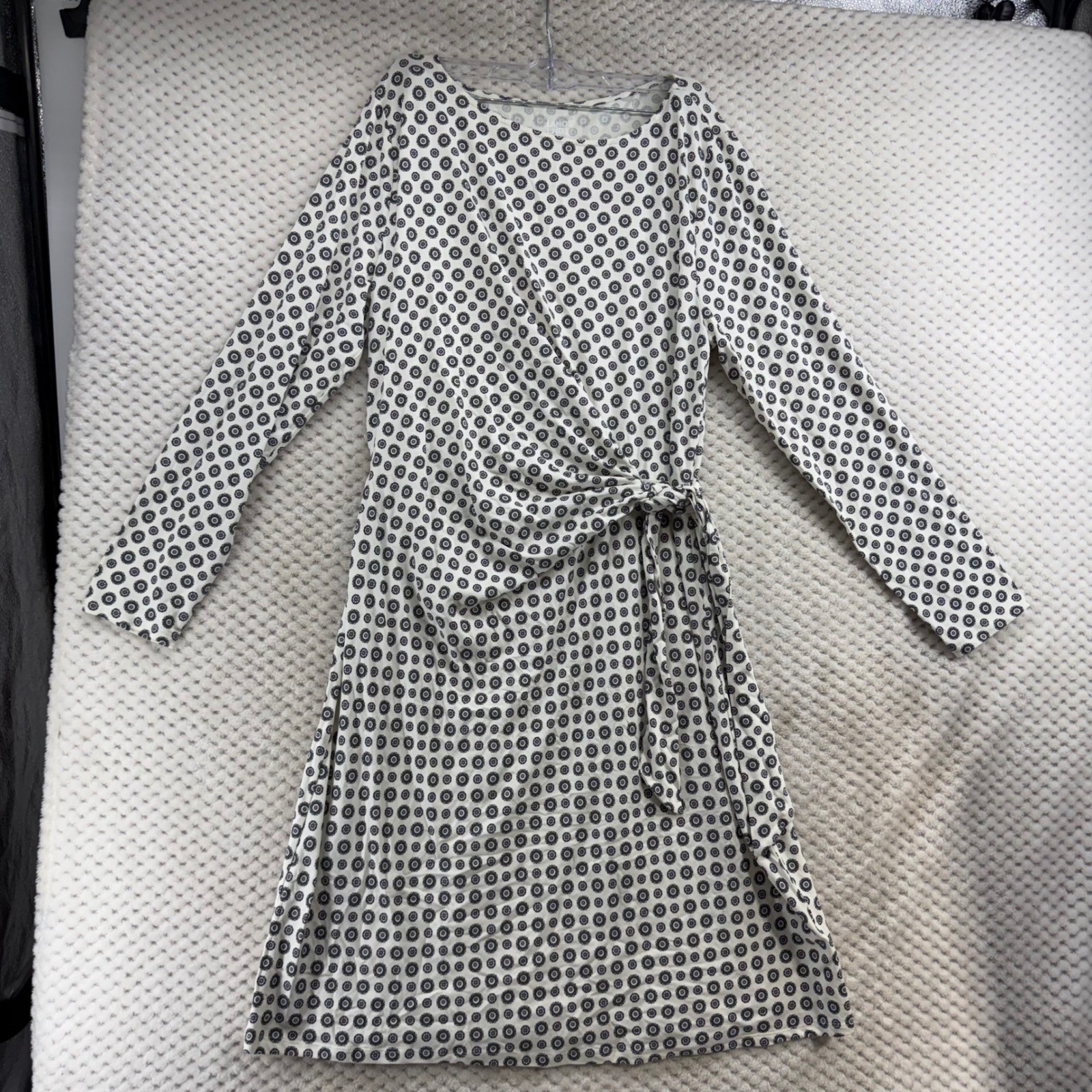 Lands’ End Faux Wrap Dress Womens L White Black Medallion Print Long Sleeve Tie