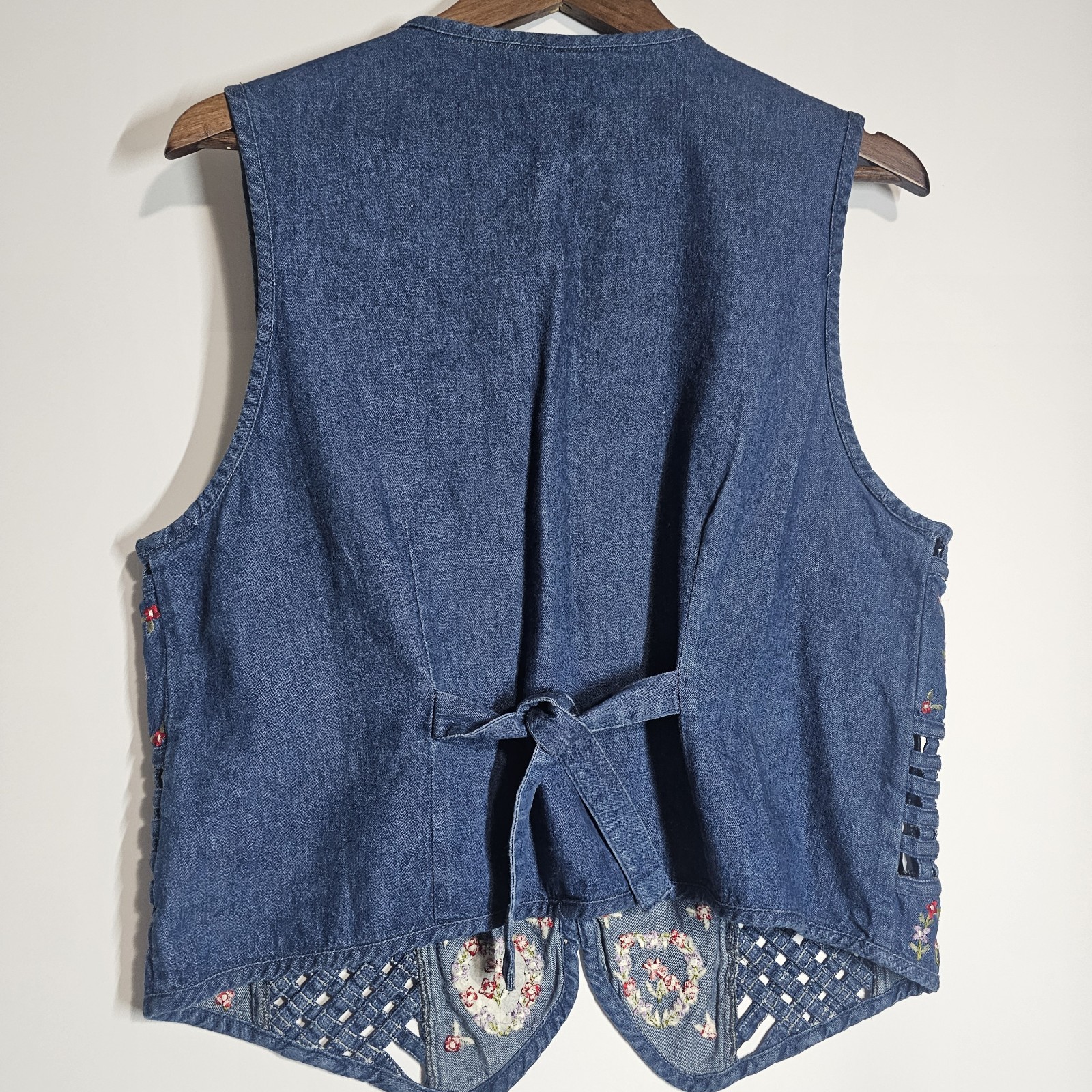 VTG 90s Bobbie Brooks Patchwork Denim Lattice Embroidered Floral Heart Vest Sm