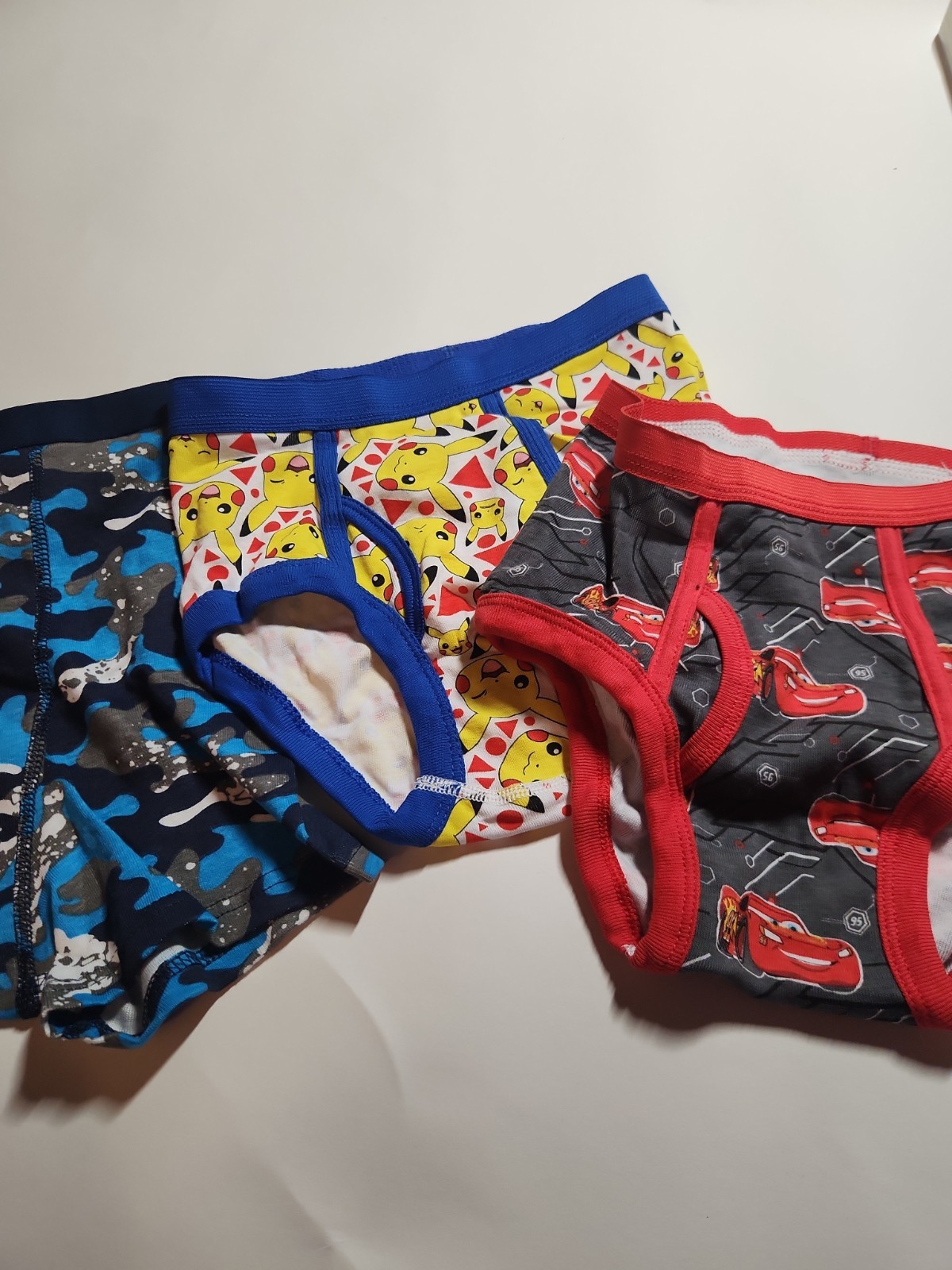 Wonder Nation. 5 Pairs Brand New Boys Boxer Briefs. Plus 3 Bonus Briefs. Size 8