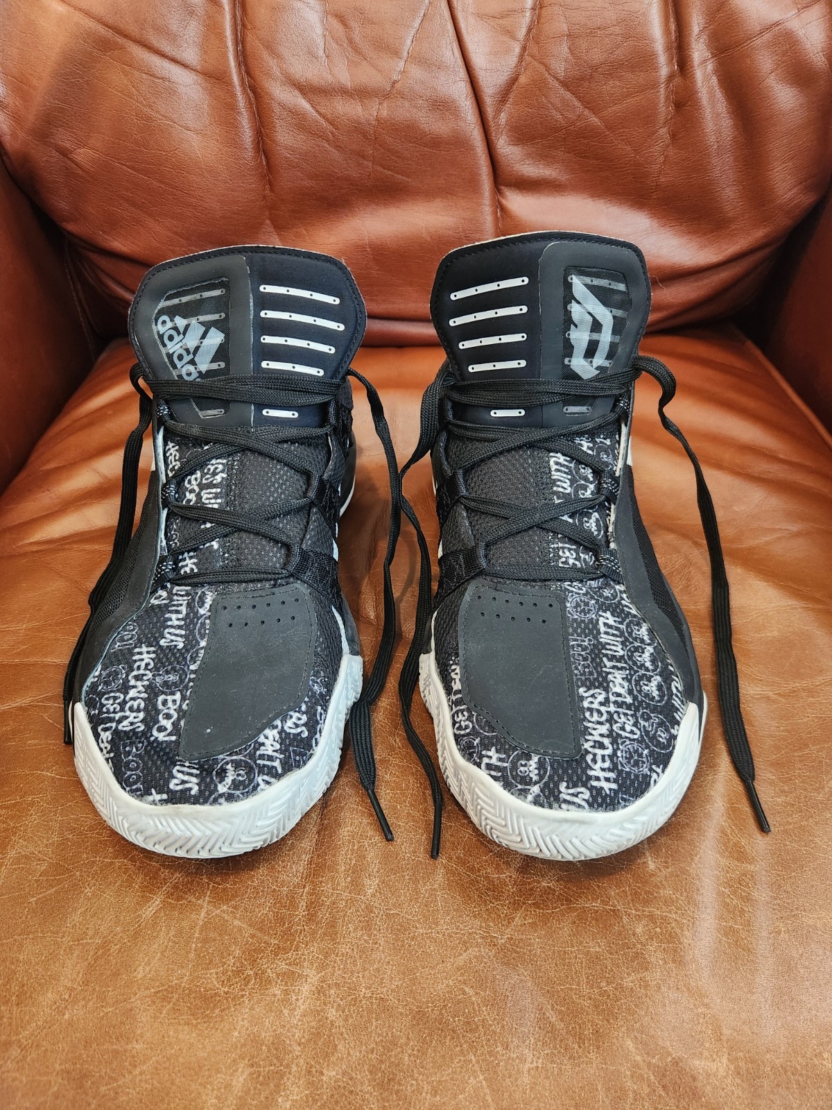 Adidas Dame 6 Core Black White Hecklers Get Dealt With EXCELLENT CONDITION M 9.5