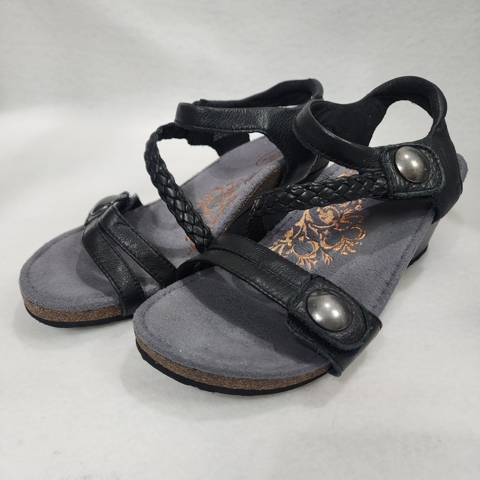 Aetrex Naya Womens EU 36 US 6 6.5 Black Leather Ankle Strap Wedge Heels Sandals