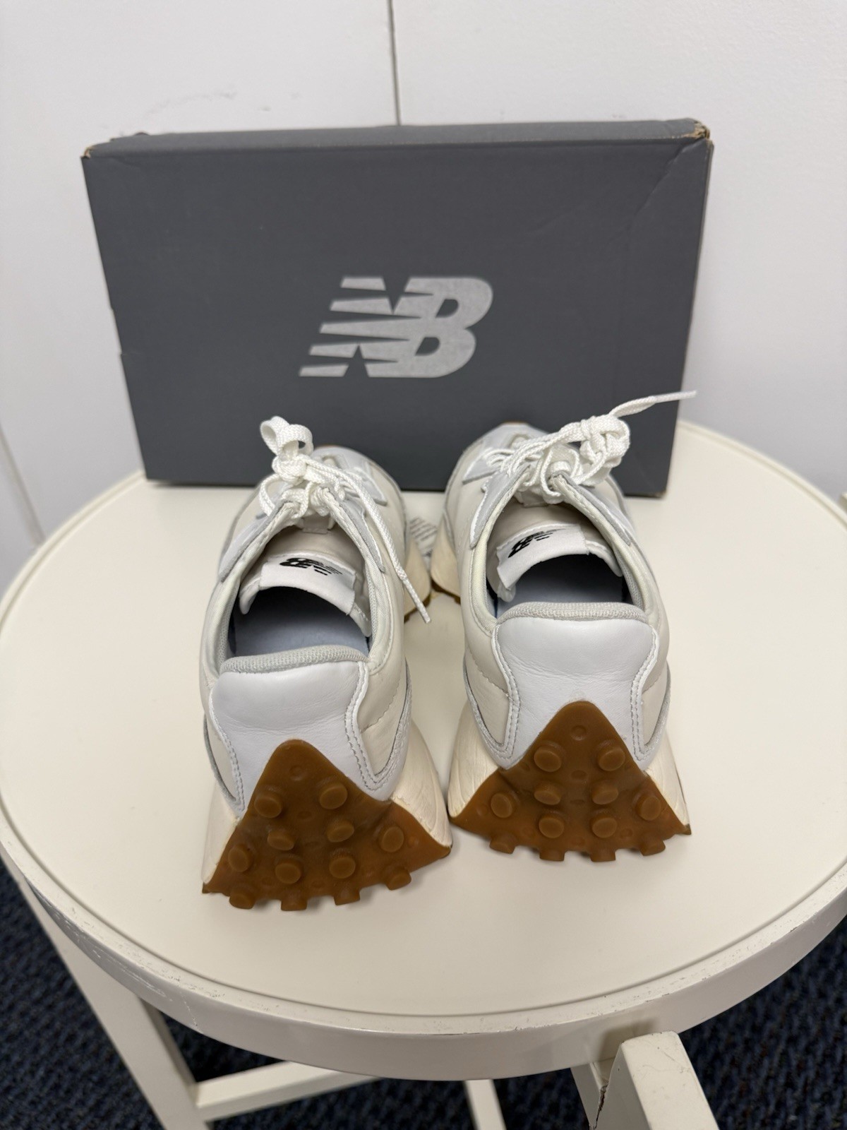 Size 6 – New Balance 327v1 White Moonbeam W
