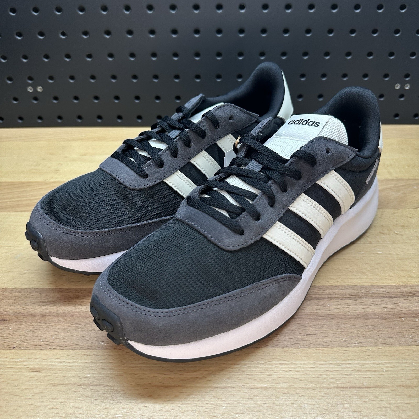 Adidas Run 70s Black Off White Sportswear Retro Running Shoes Women’s Size 8