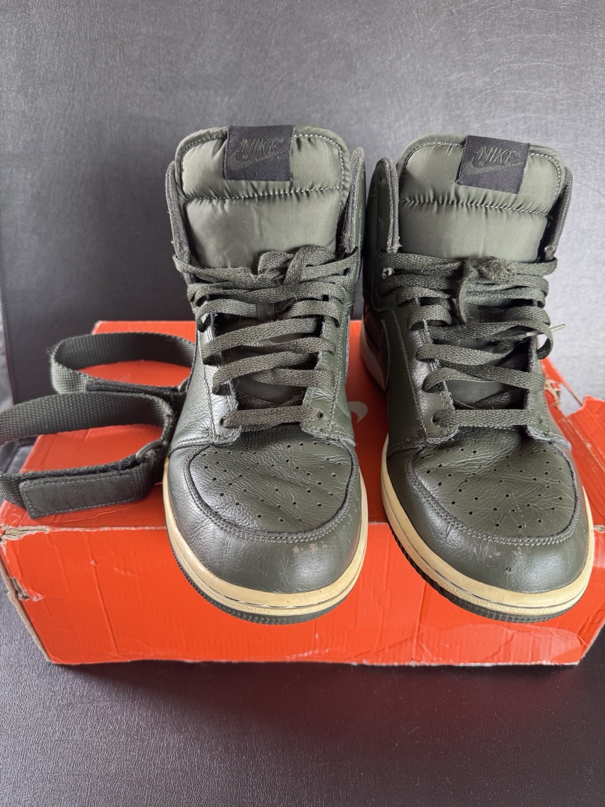 Nike Dunk High Dynasty QS Size 10.5 378828-331 Dark Army/White