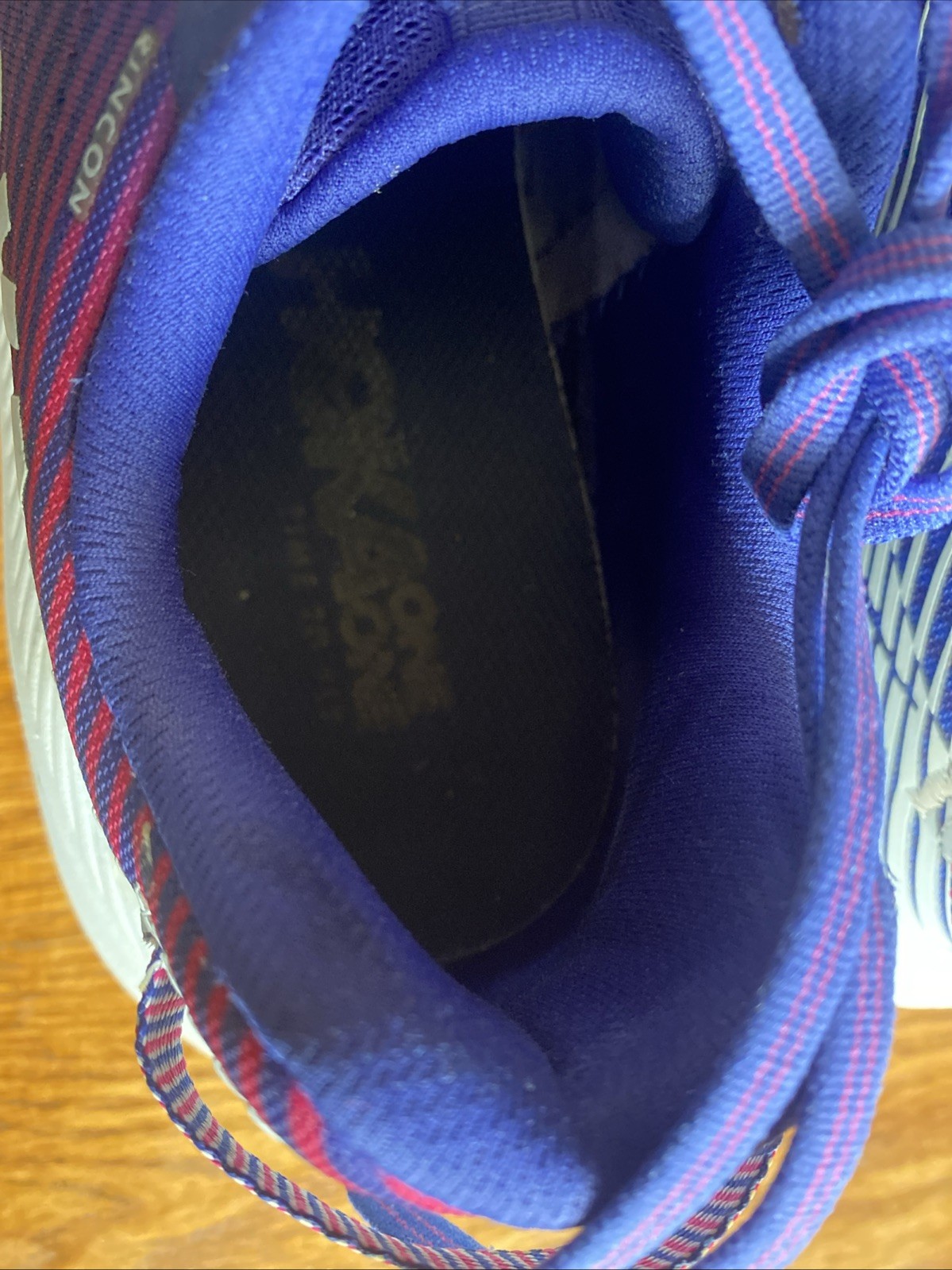 Hoka One One Women’s Rincon 2 Size 9.5 in Good Shape