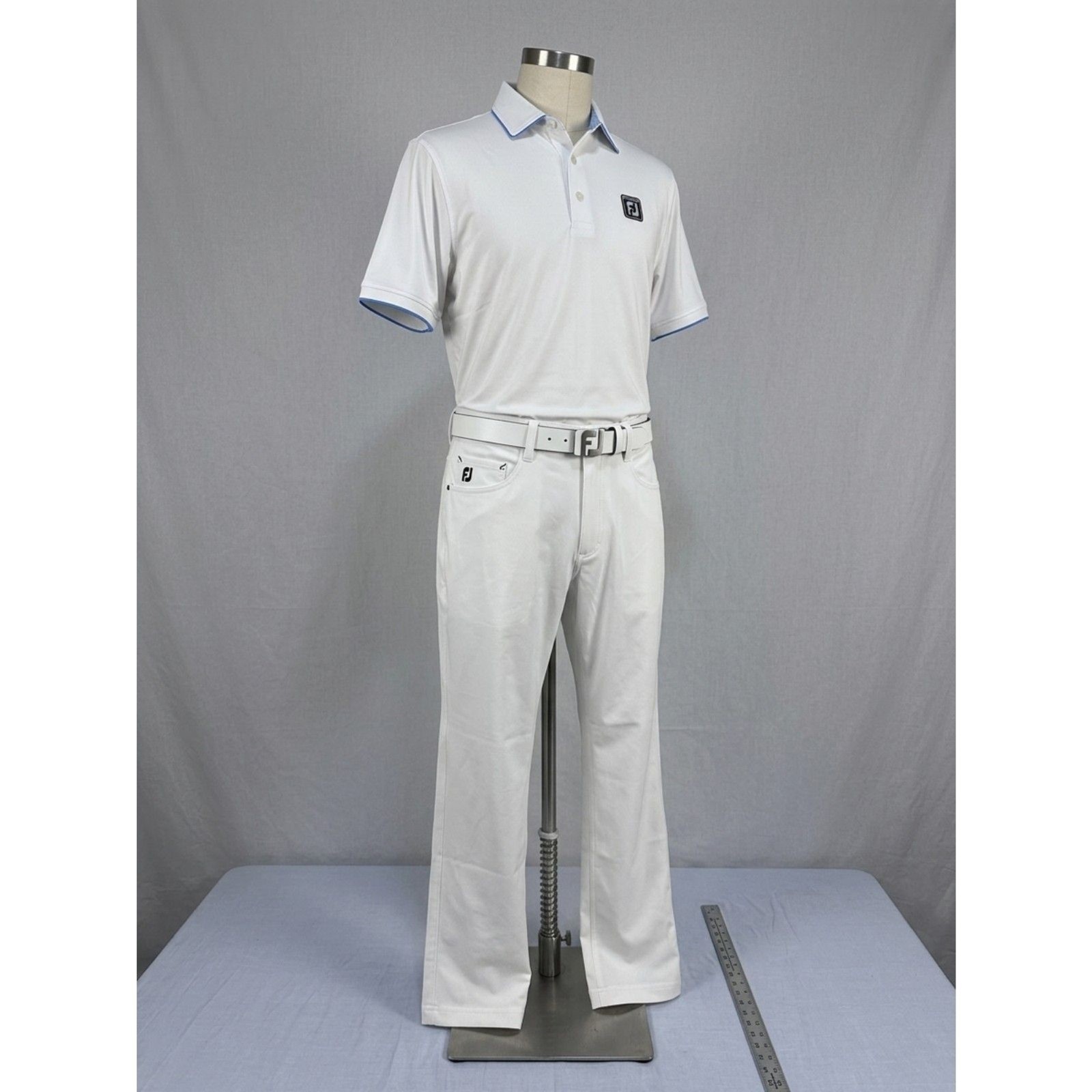 FootJoy Men’s White Athletic Fit Golf Pants W33 L30 Performance Stretch FJ