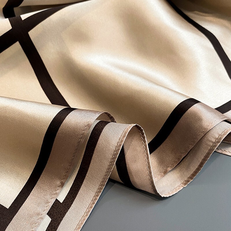 100% Mulberry Silk 27″ Square Scarf Women Neckerchief Wrap Fashion Design Check
