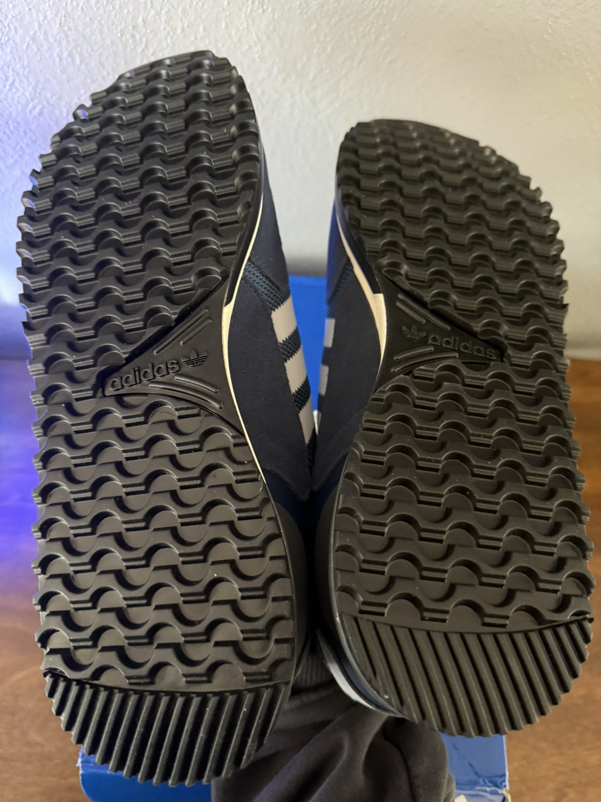 Adidas Originals ZX 700 HD Men’s Running Shoe Blue Athletic Trainer NEW