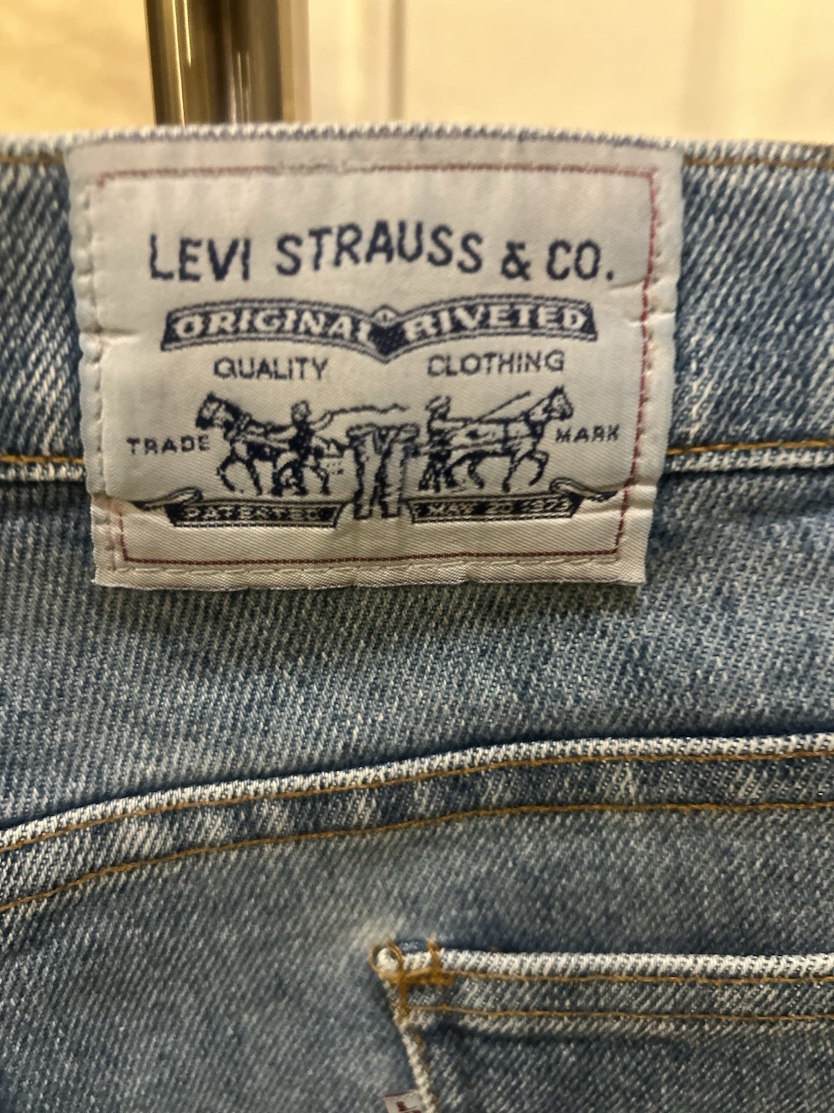 Vintage 80’s Levi’s White Tab Stone Washed Blue Jeans Made In USA Levis 38×34
