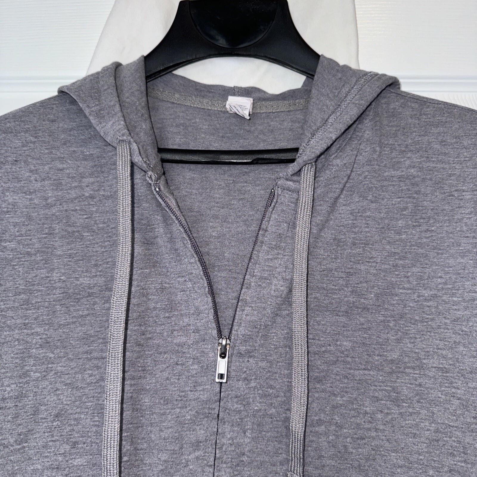 District DT2100 Women’s Fitted Jersey Full-Zip 4.4oz Hoodie Long Sleeve
