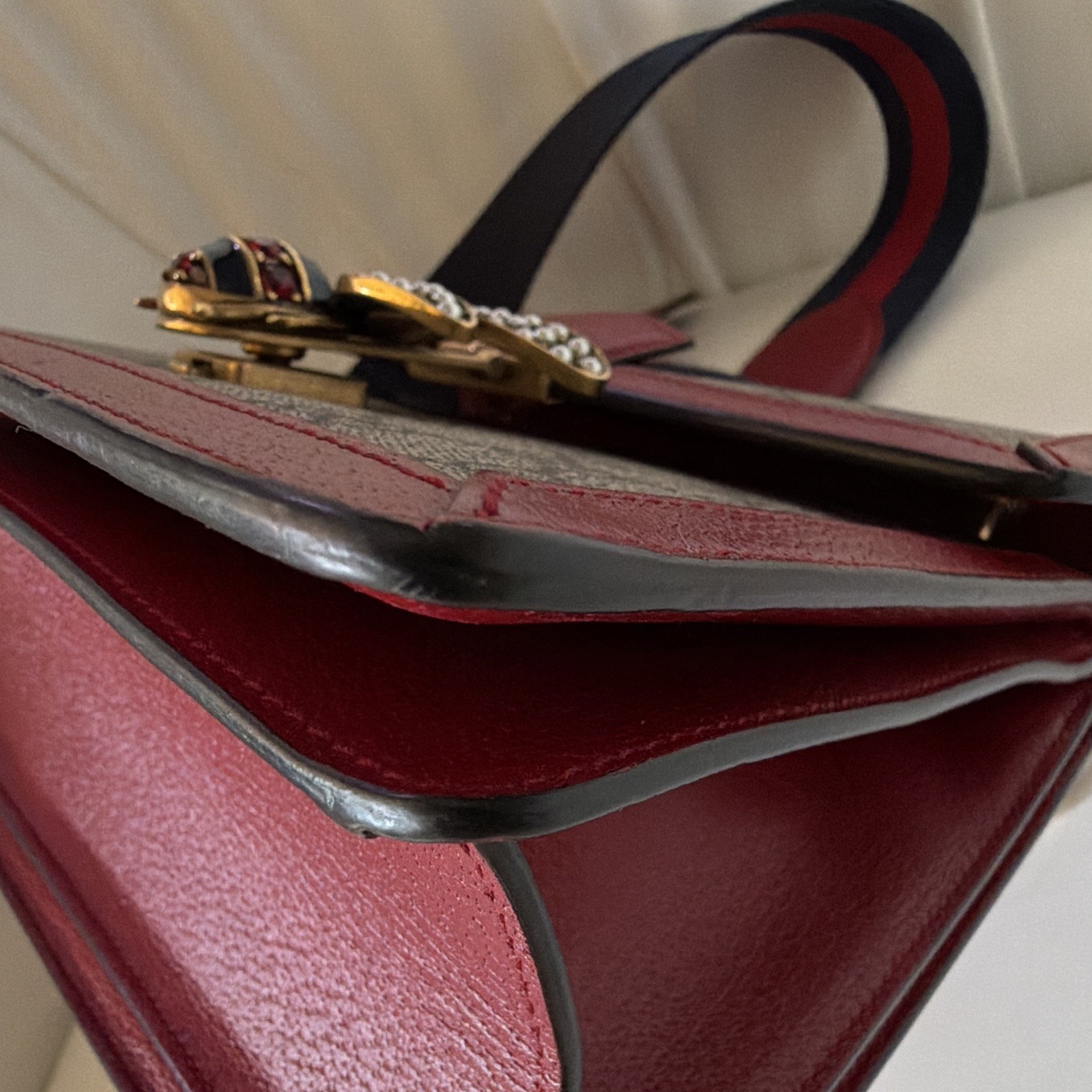 Gucci Queen Margaret GG Supreme Bee Shoulder Bag Red Navy 476541 Authentic Card