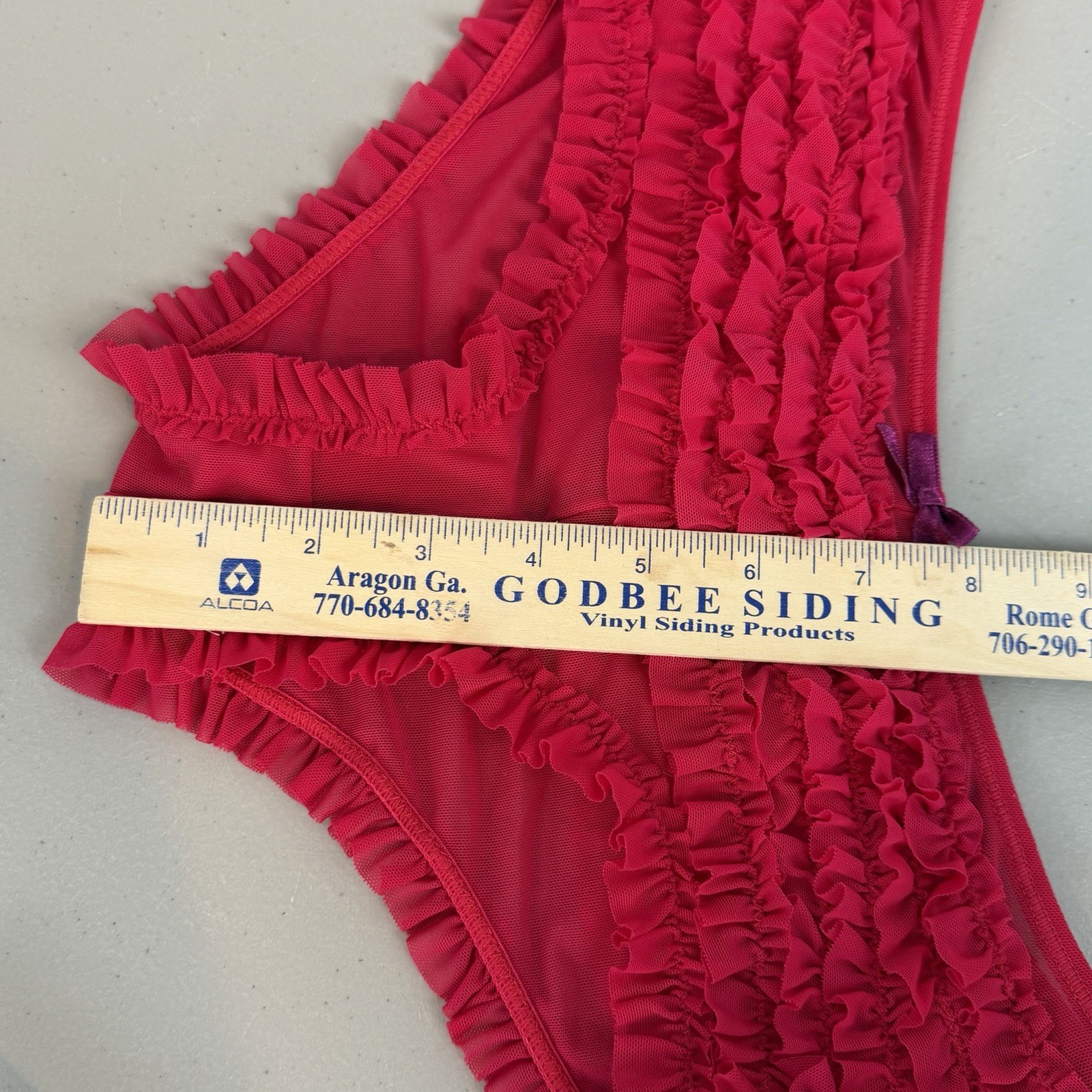 Xhilaration Intimates Medium Red Pink Mesh Ruffle Boyshort Panties NWOT