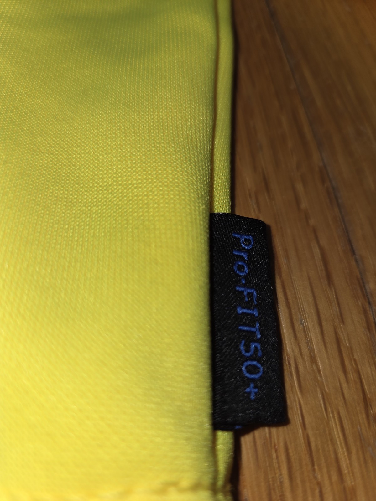 Neon Yellow Cropped Hoodie Women’s Size Med NWT Bright Pullover Sweatshirt Urban