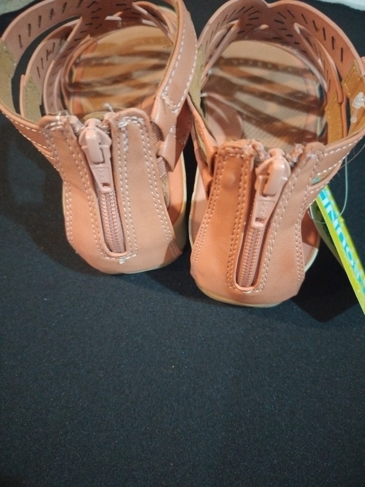Baretraps Womens Lorra Auburn Sandal Size 8M NWT