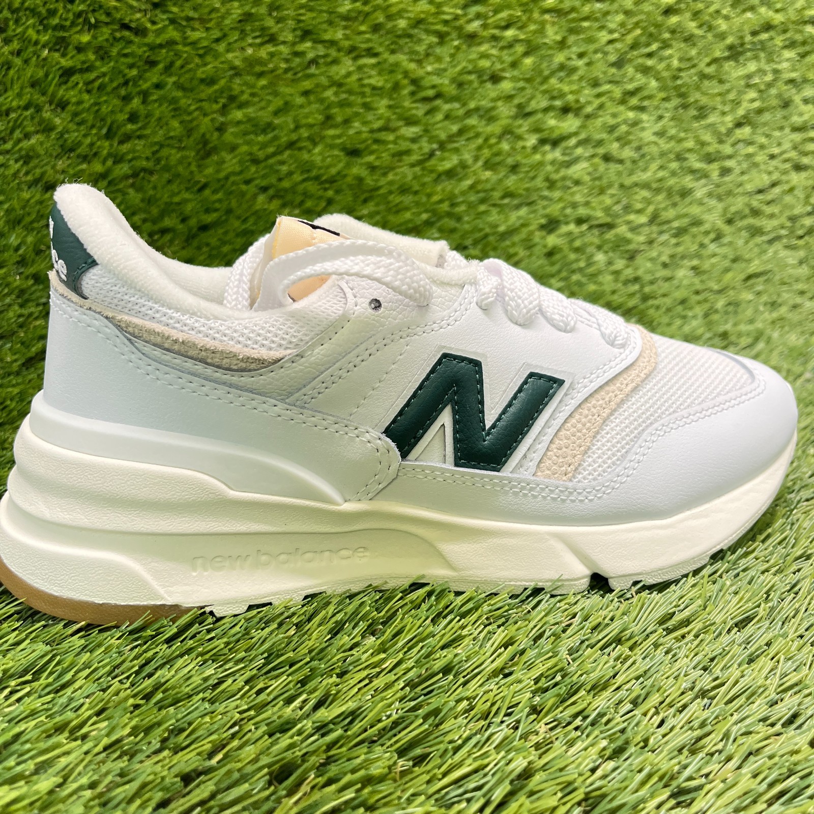 New Balance 997R Womens Size 5.5D Gray Green Athletic Leather Shoes Sneakers