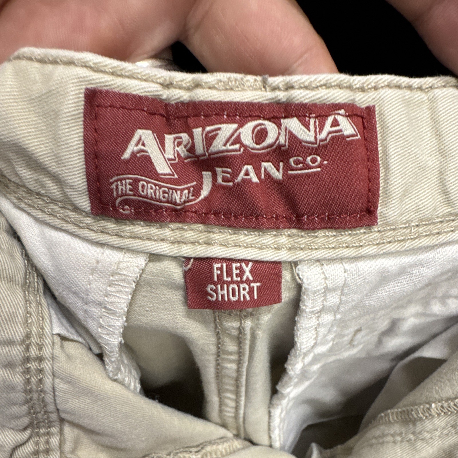 Arizona Jean Co. Men’s Beige Solid Chino Shorts Flat Front Pockets Button