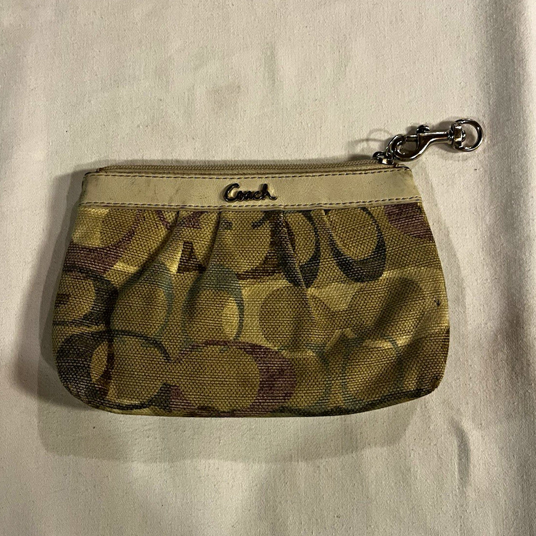 Coach Signature Logo Canvas Zip Coin Pouch Clip Key Chain Beige/Brown