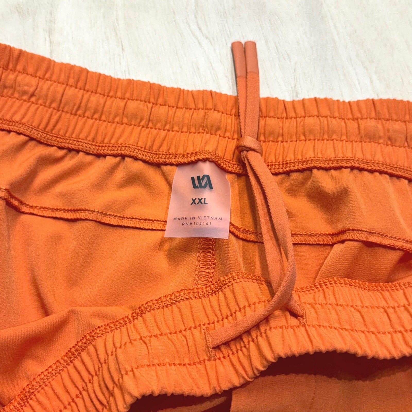 VRST Mens XXL 7″ All-In Unlined Short Tangerine Orange Stretch Quick Dry Pockets