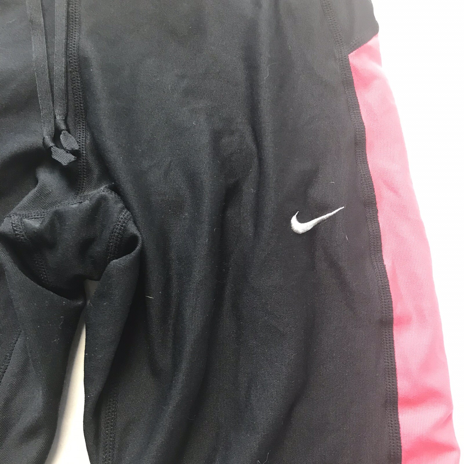 Nike Black Pink Crop Athletic Tight Back Pocket Size Small a1009