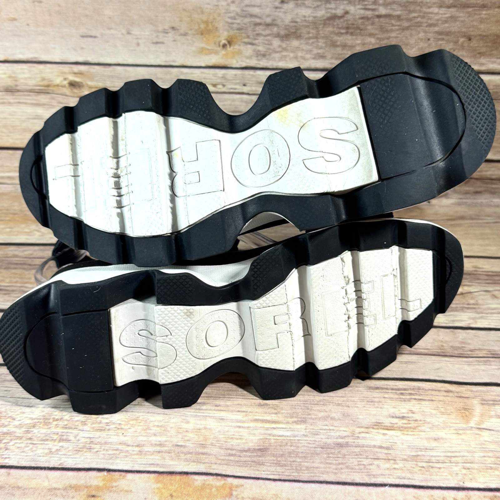 Sorel Womens Black White Red Kinetic Impact Slingback Platform Sandals Size 9
