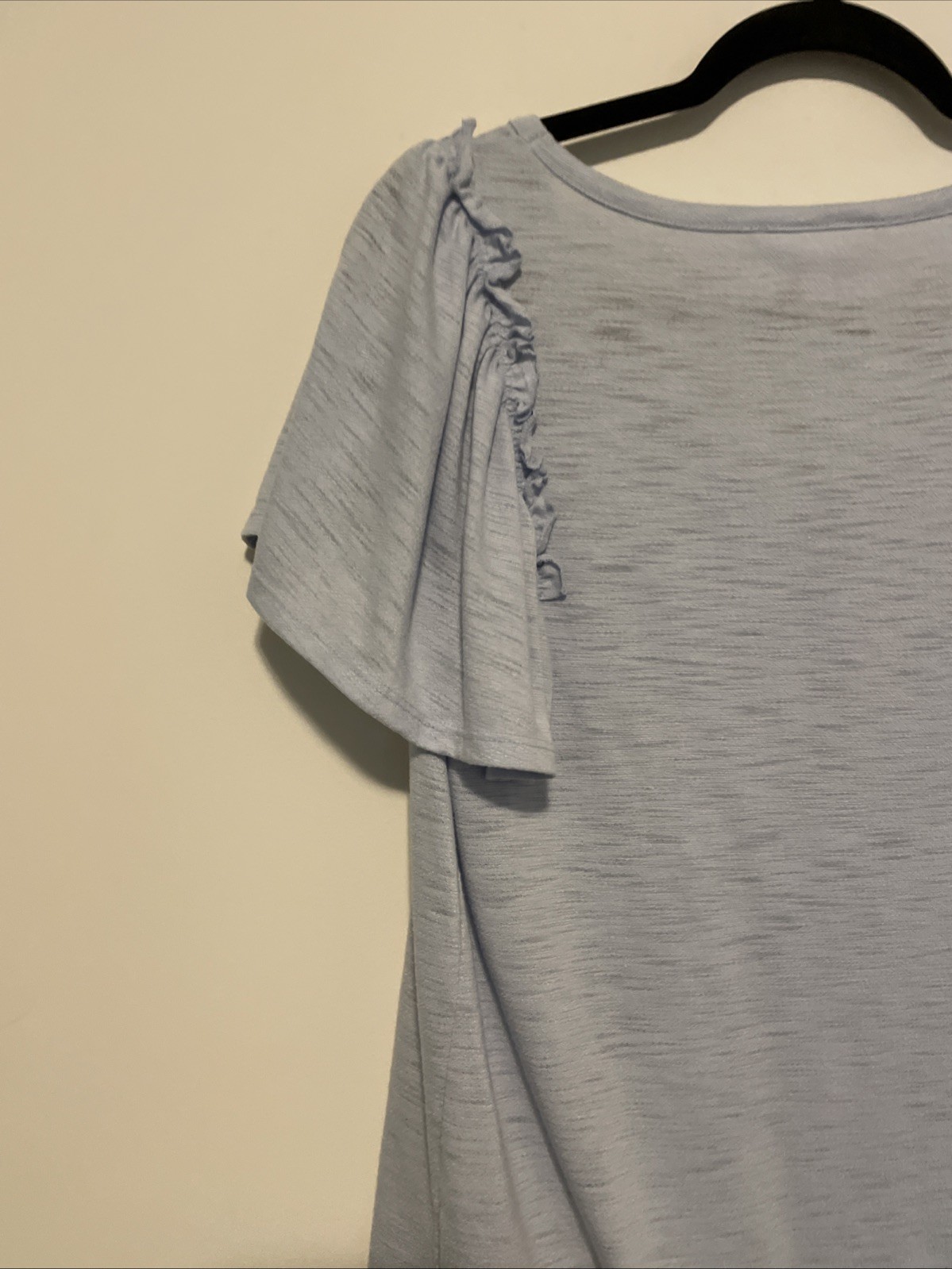 LC Lauren Conrad M Blue V Neck Ruffle Sleeve Knit Top Romantic