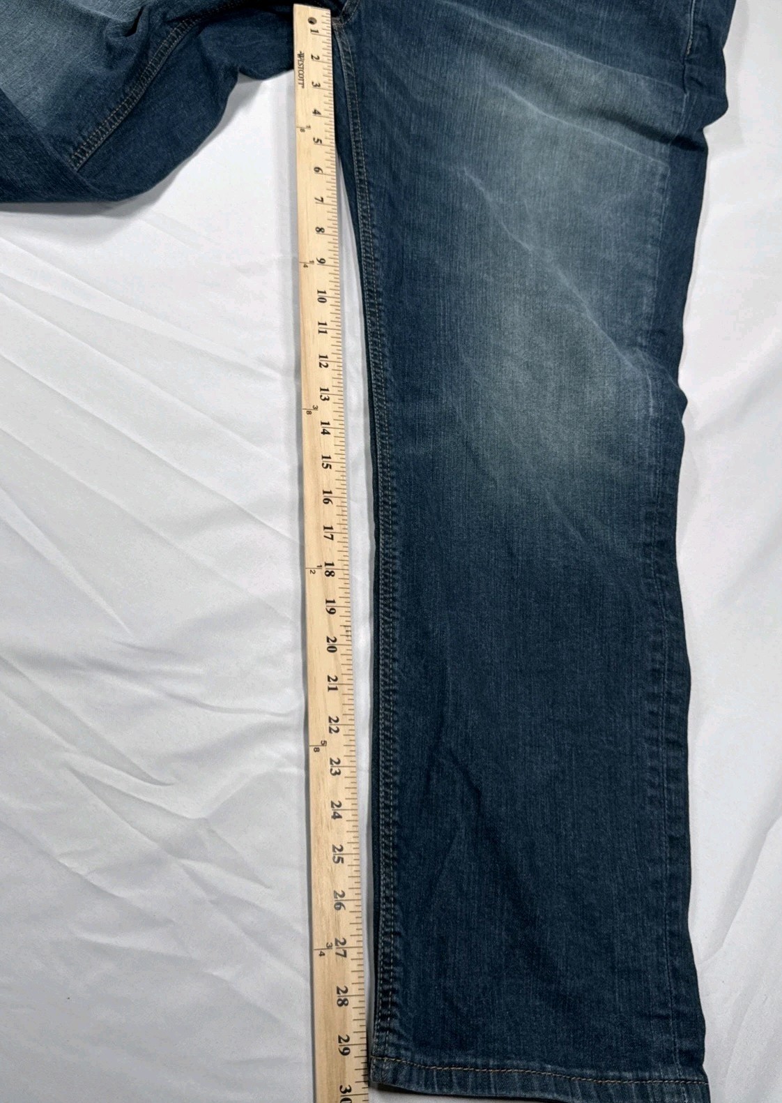 Levi’s 541 Jeans Size W40 X L32 Real Measurements Are 40×30