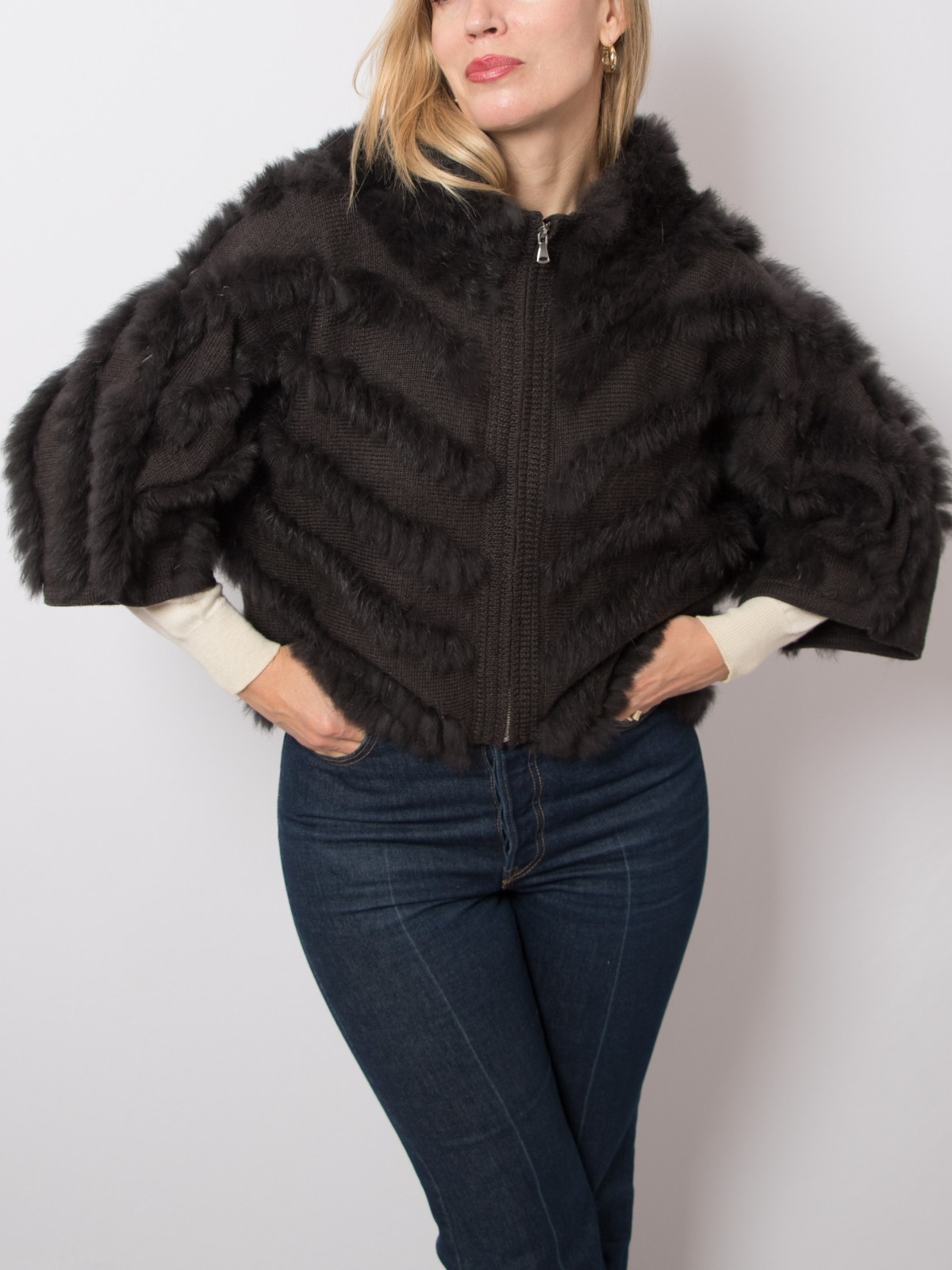 Oakwood Rabbit Fur Cape Jacket Knit Fur Cardigan Style Gray Vintage Size M