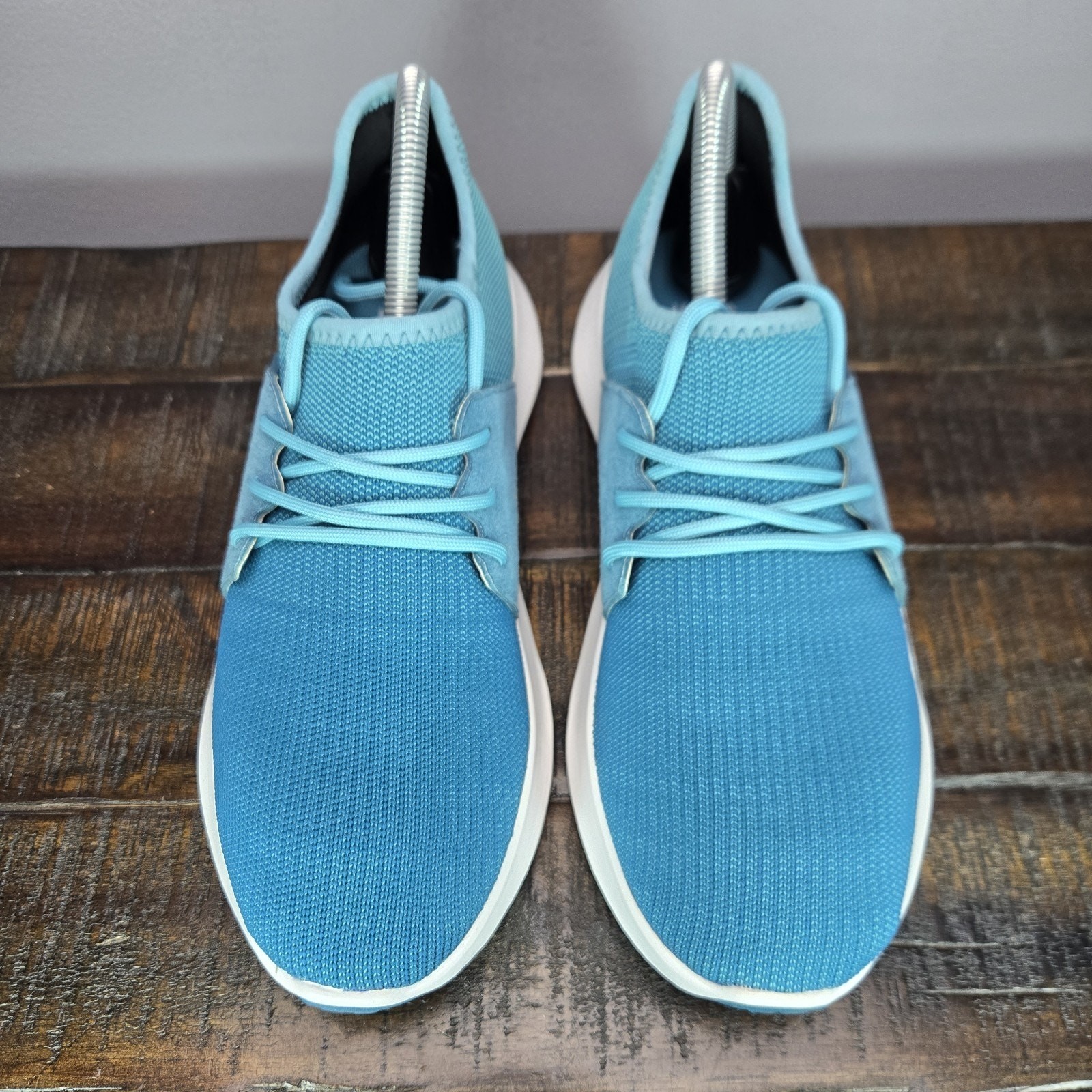 Vessi Everyday Classic Womens Size 7 Waterproof Shoes Sneakers World Water Day