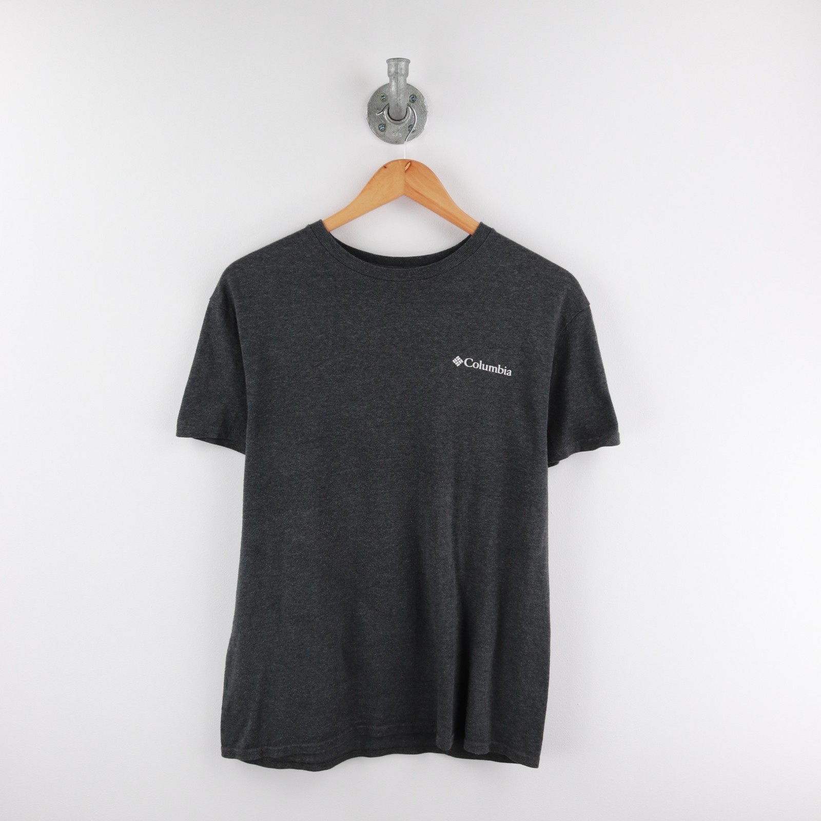 Columbia T-Shirt Size M Logo Printed Small Chest Large Back Grey