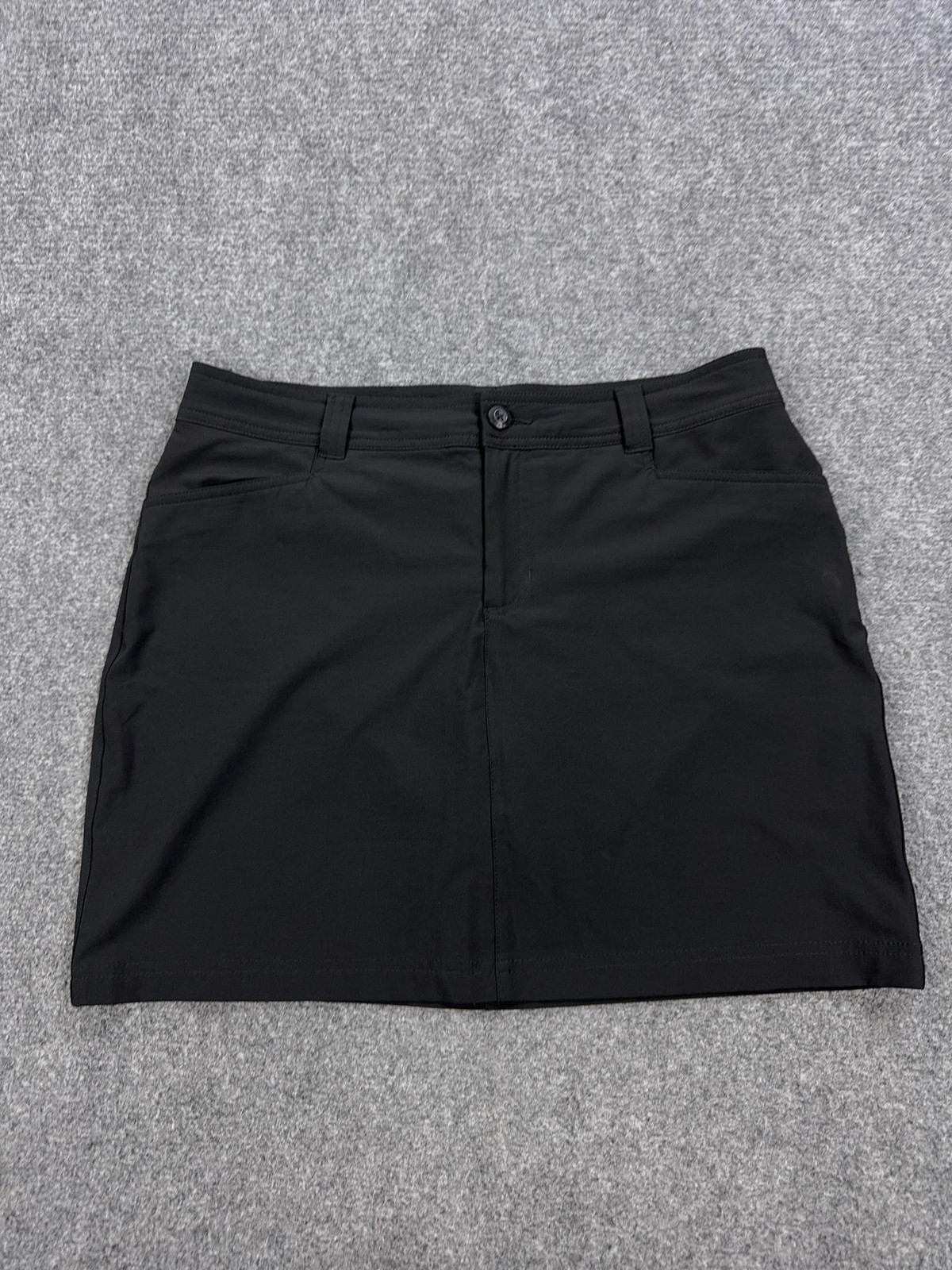 Eddie Bauer Skort Womens 10 Black Stretch Lined Pockets Golf Hiking Outdoor