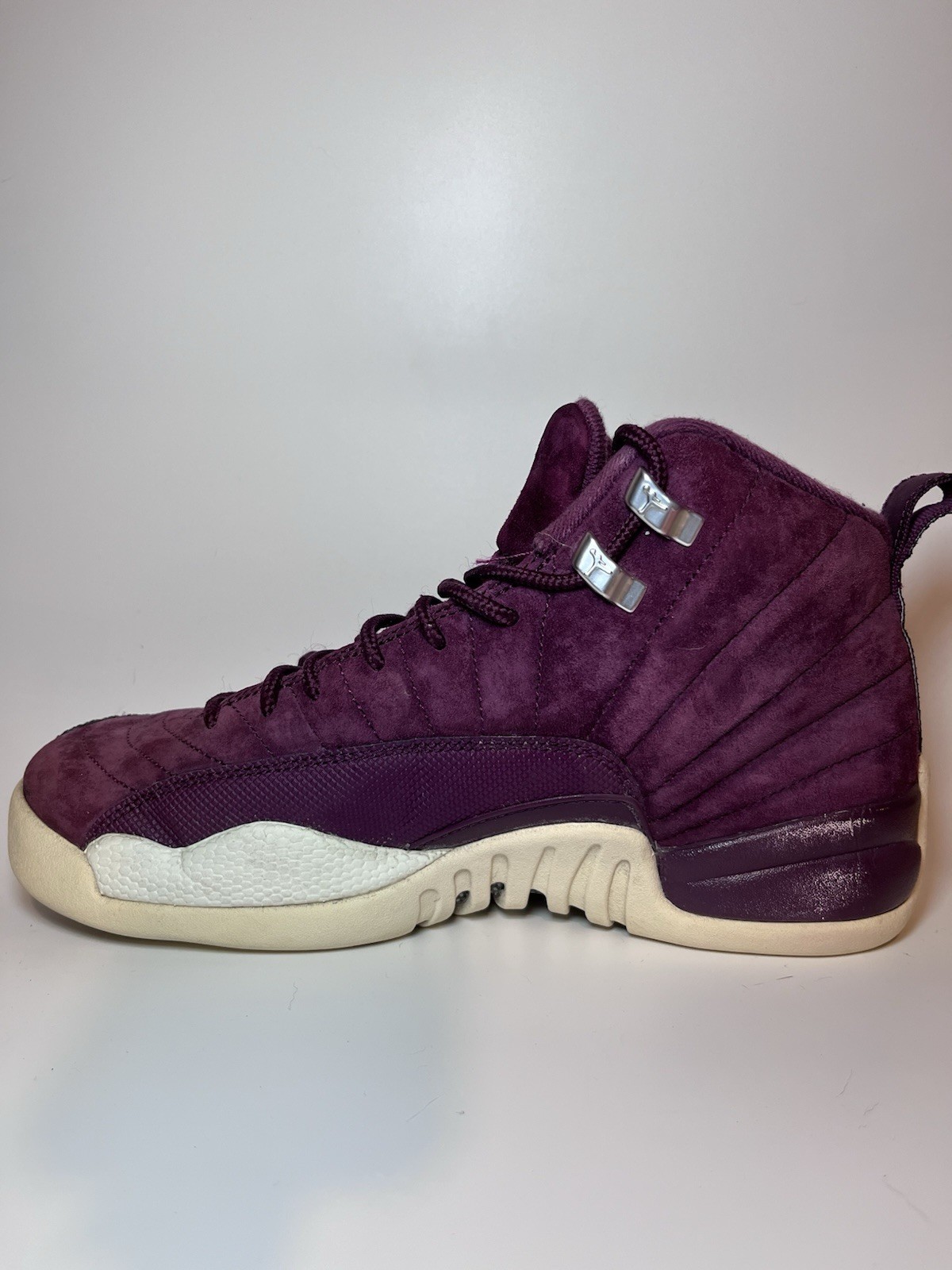 JORDAN RETRO 12 BORDEAUX SIZE 7Y 153265-617