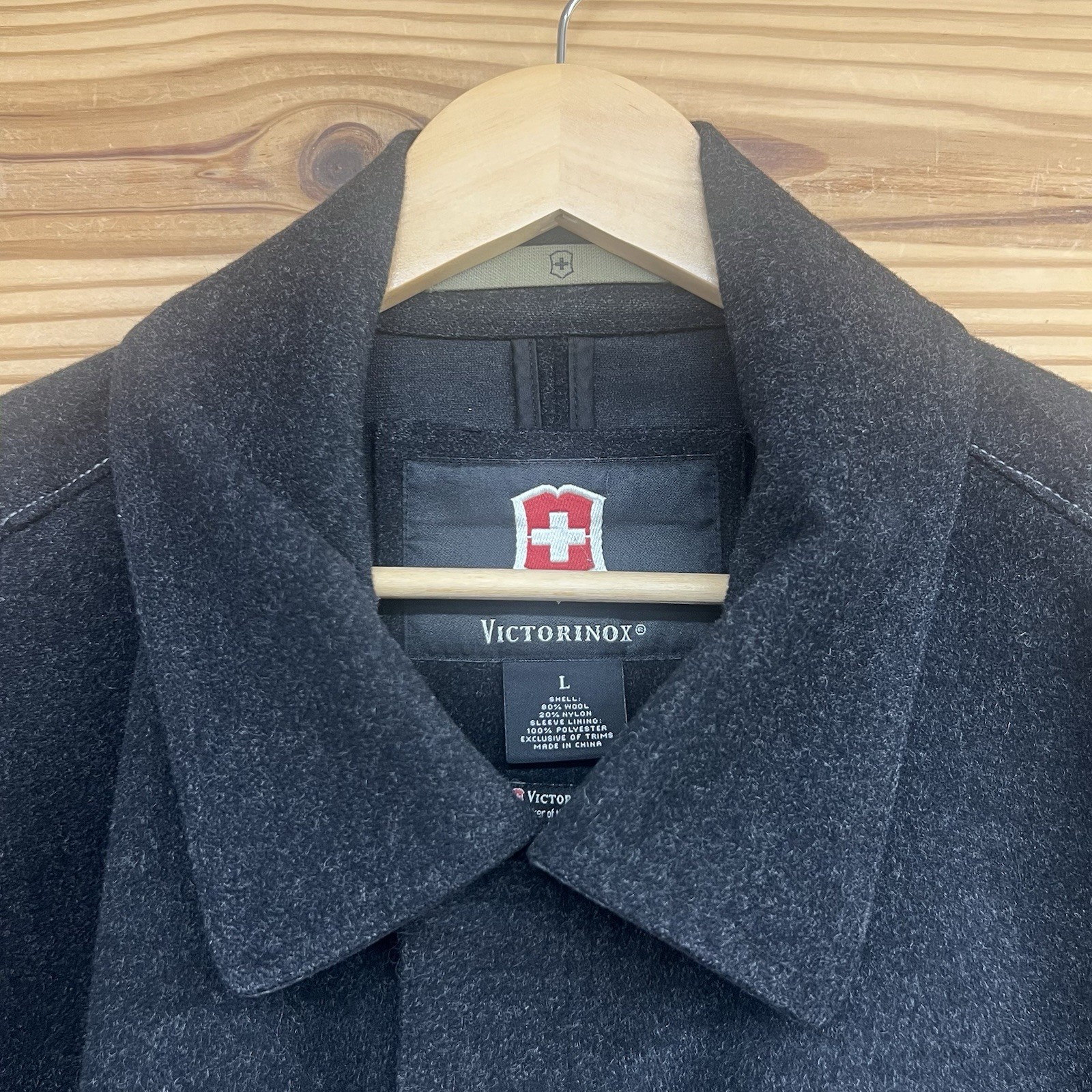Victorinox Swiss Army Wool Field Jacket Mens Large Gusseted Gray Zip Snap HR