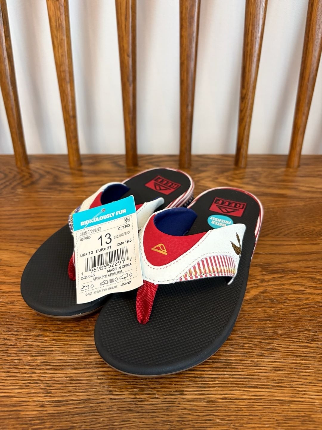 Reef Kids Fanning Flip Flop Sandals Golden Eagle Black