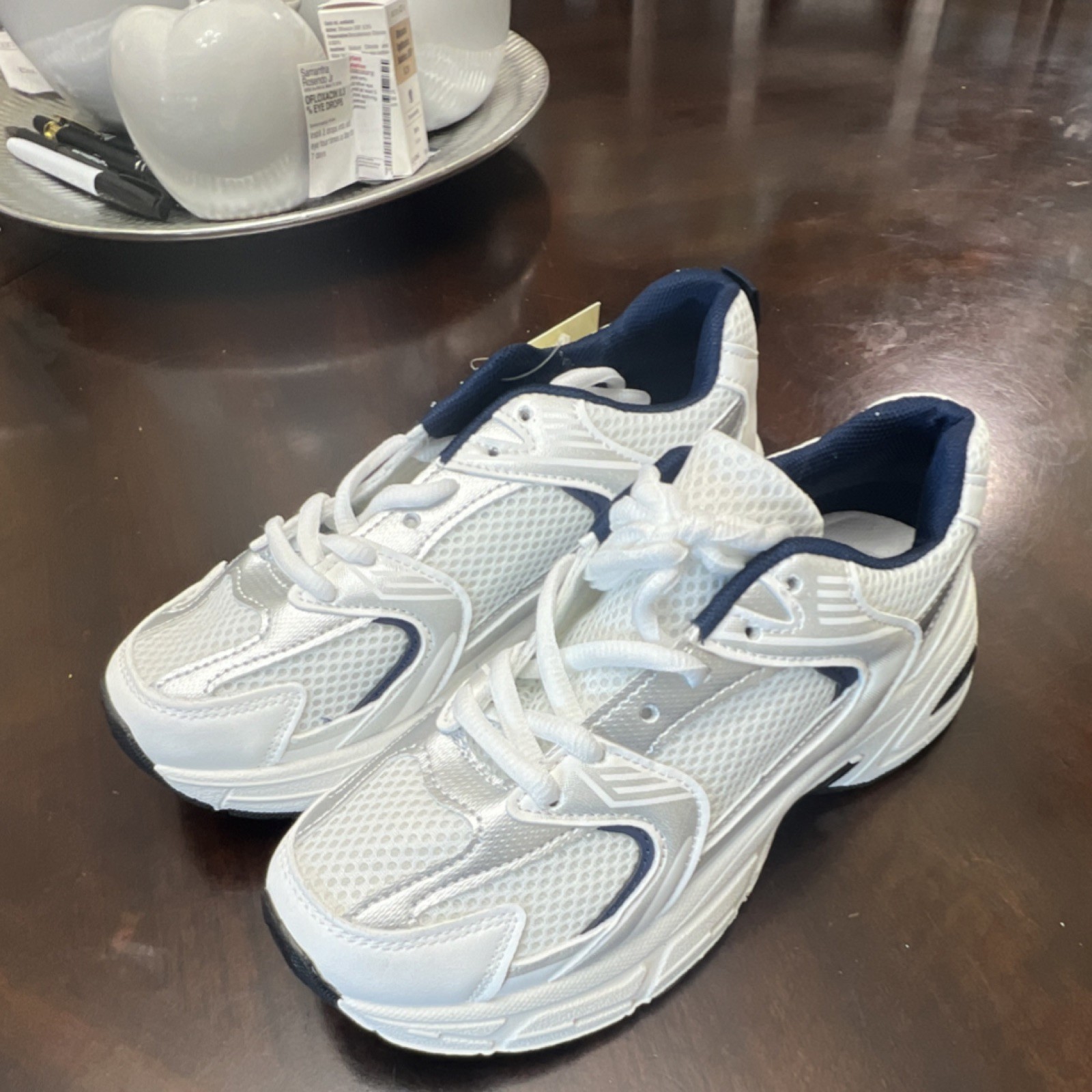 White and Navy Athletic Sneakers Lace Up Low Top Mesh Synthetic Men’s
