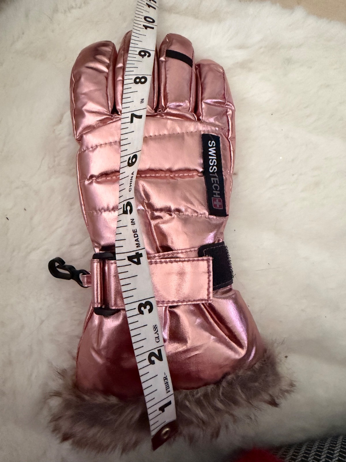 SWISS TECH GLOVES Rose Gold Metallic Adjust Strap Faux Fur Trim Quilted