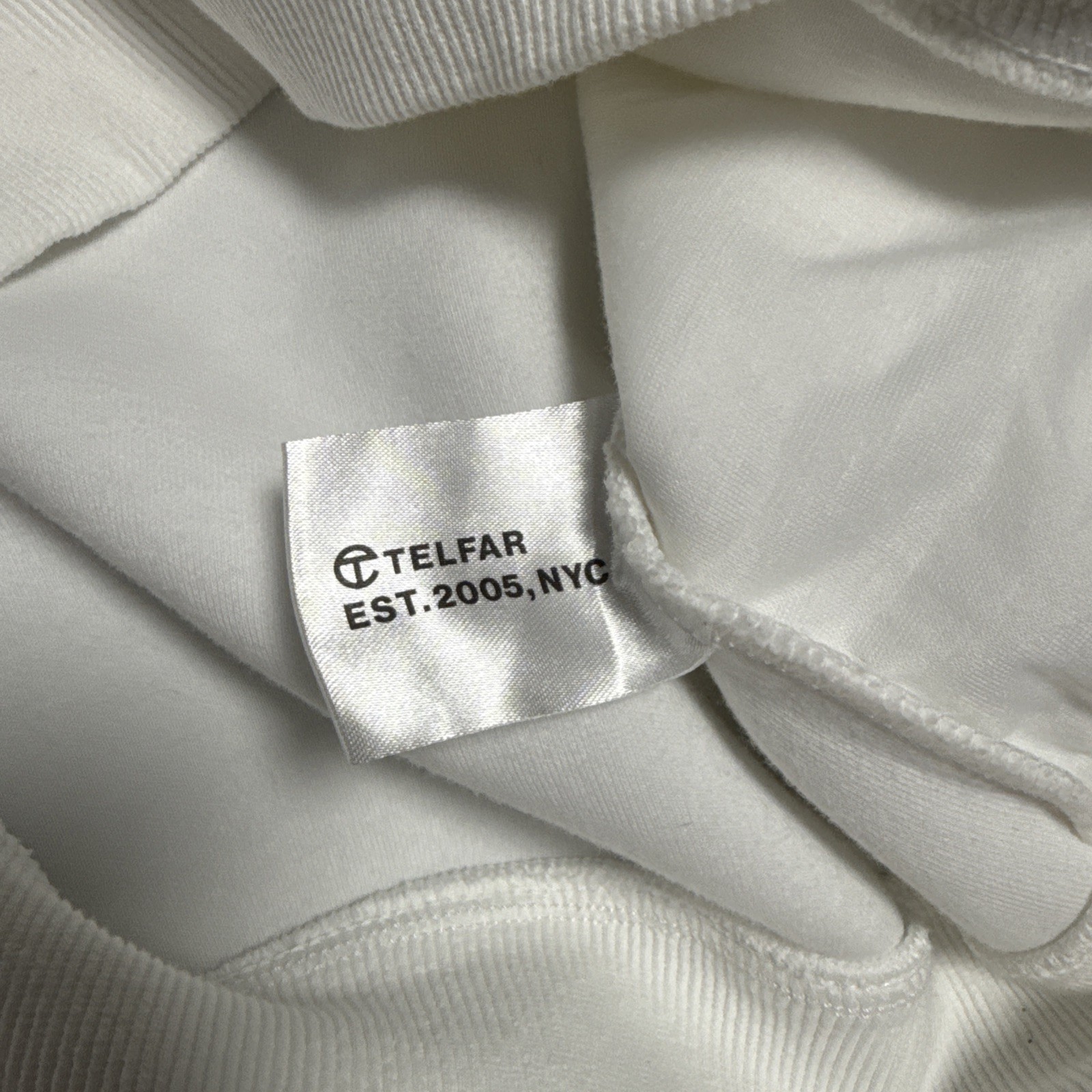 Telfar Telly Mockneck Sweatshirt in White Size XL