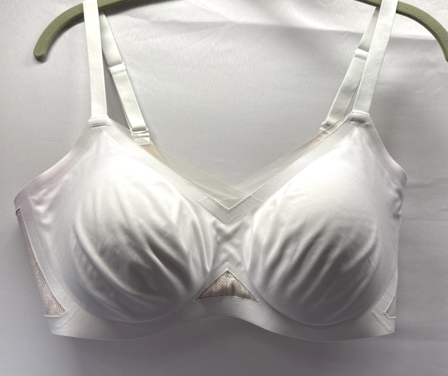 Honeylove XL Bra Size 38D / DD E White Tan Removable Pads Adjustable Straps