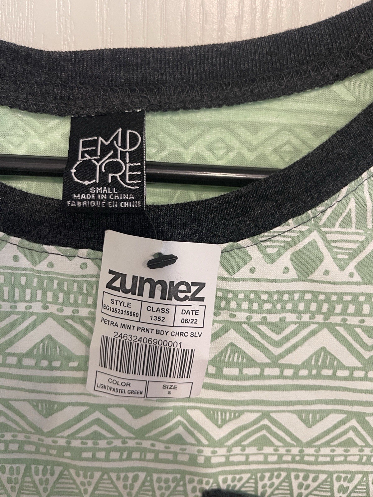 Empyre Men’s S Green Geometric Raglan Pocket Crew Neck Short Sleeve T-Shirt
