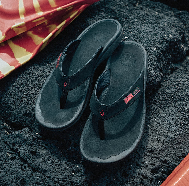 NEW AUTH OluKai Ohana Men’s Beach Sandals Black Hla Water Resistant Flip Flops
