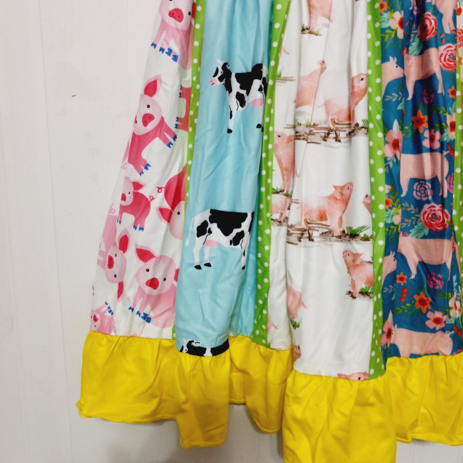 Boutique Girls Tractor Farm Panel Twirl Dress Size 6 Animals Sleeveless Pigs Cow