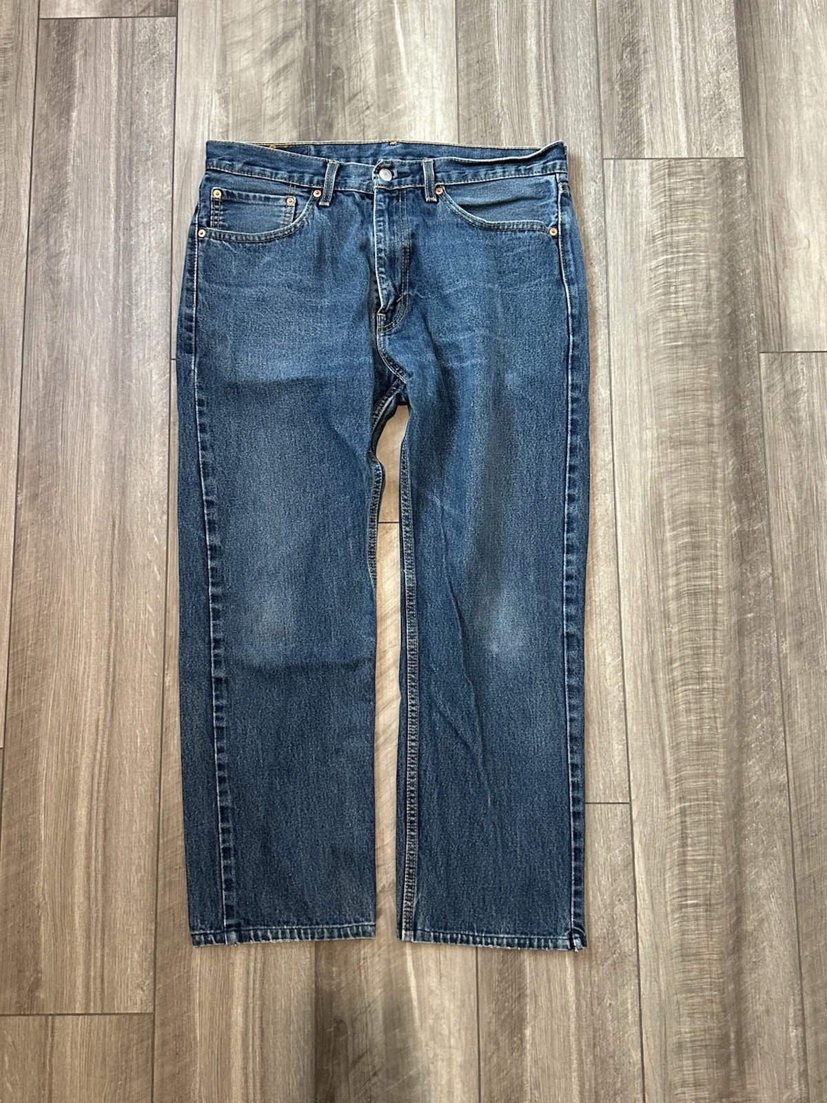 Levi’s 505 Series Straight Blue Denim Jeans – Size 35×30