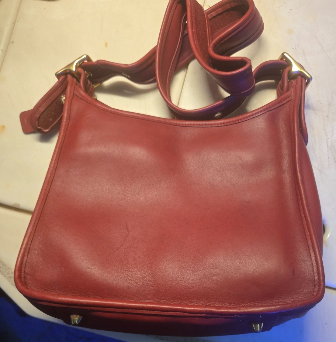 Women’s Handbag COACH Legacy Red Leather Zip crossbody 9966 RARE