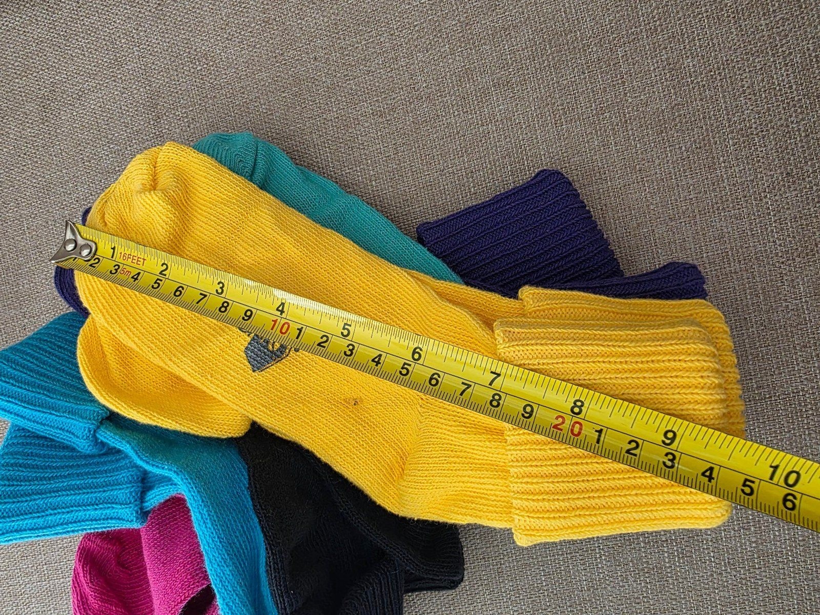 Vintage 1990’s Sassoon Womens Socks New Sock Size 9-11 6 pairs k