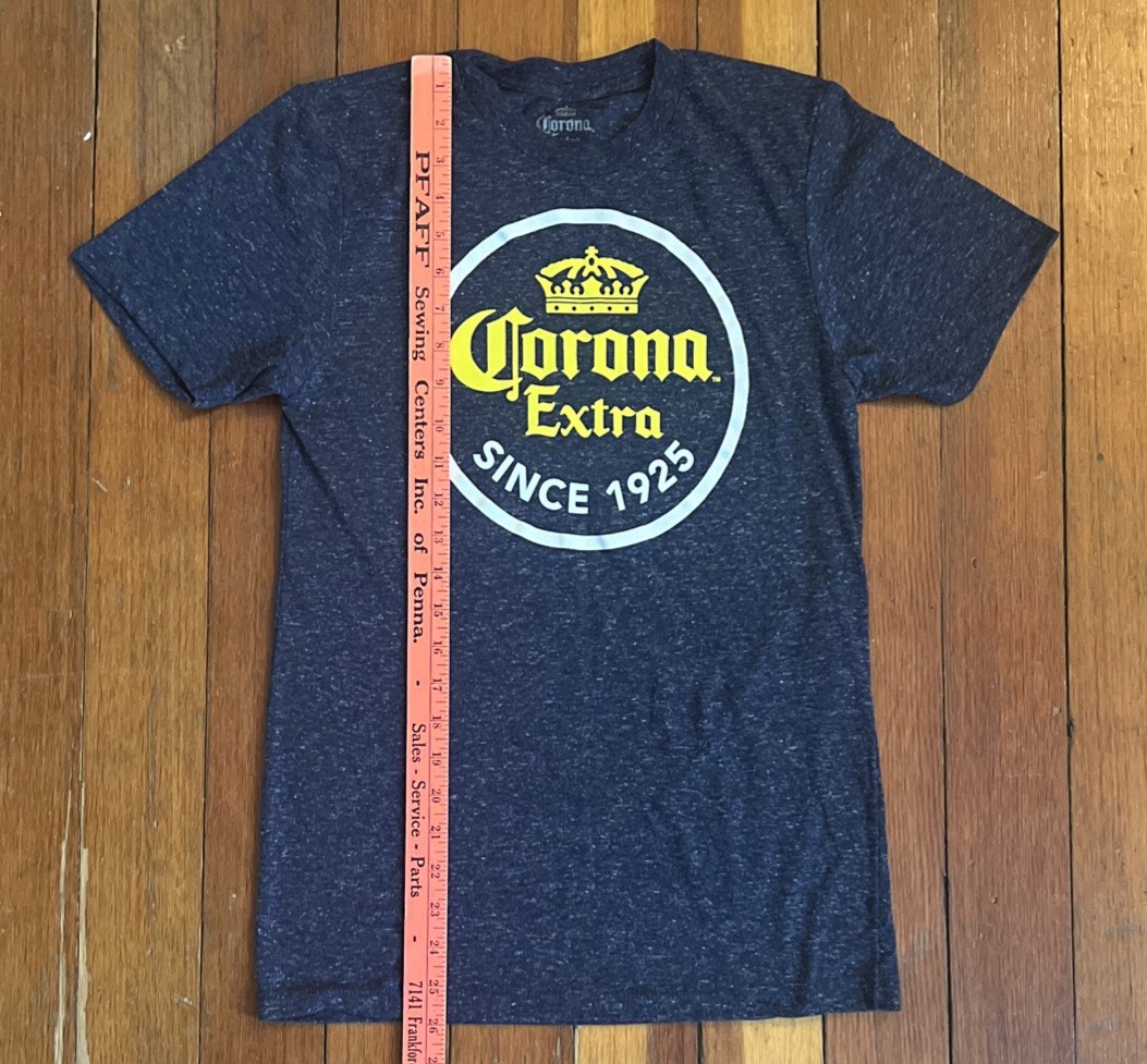 Corona extra since 1925 graphic print T-shirt blue heather small