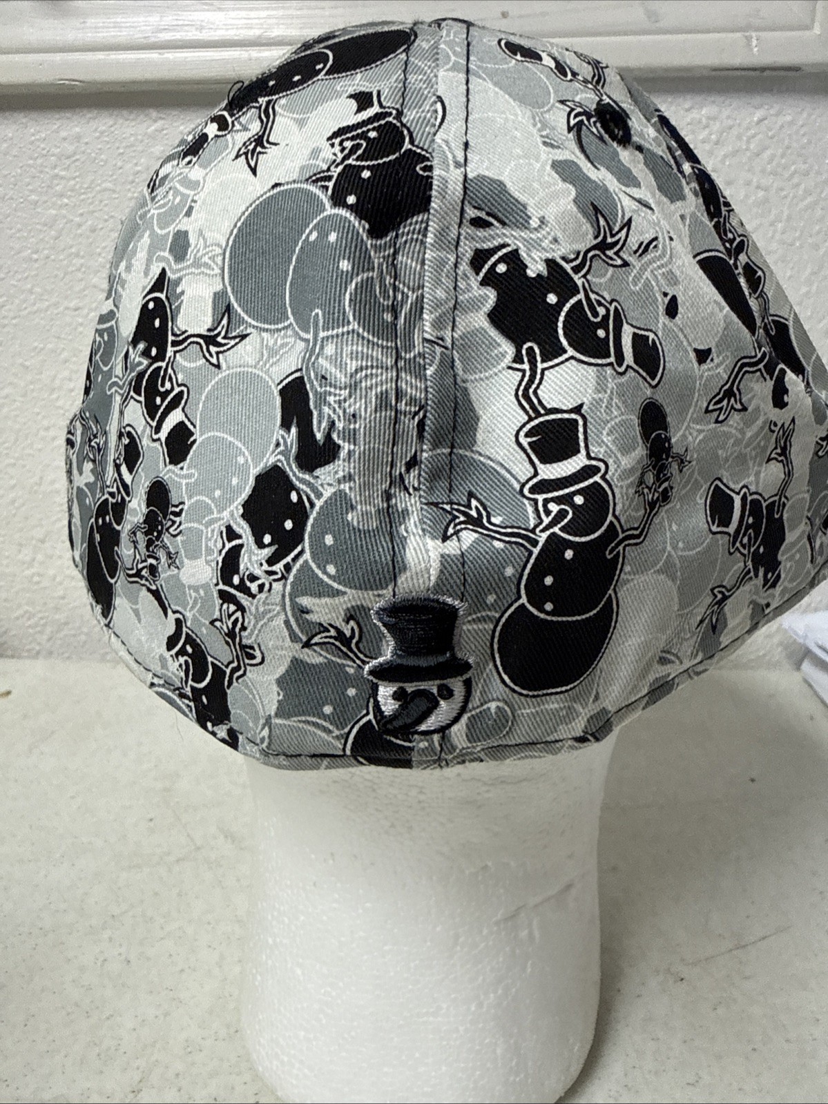 New Era Hat Snowman Print Black And White 59 Fifty 7 3/4 Fitted New W/ Tags