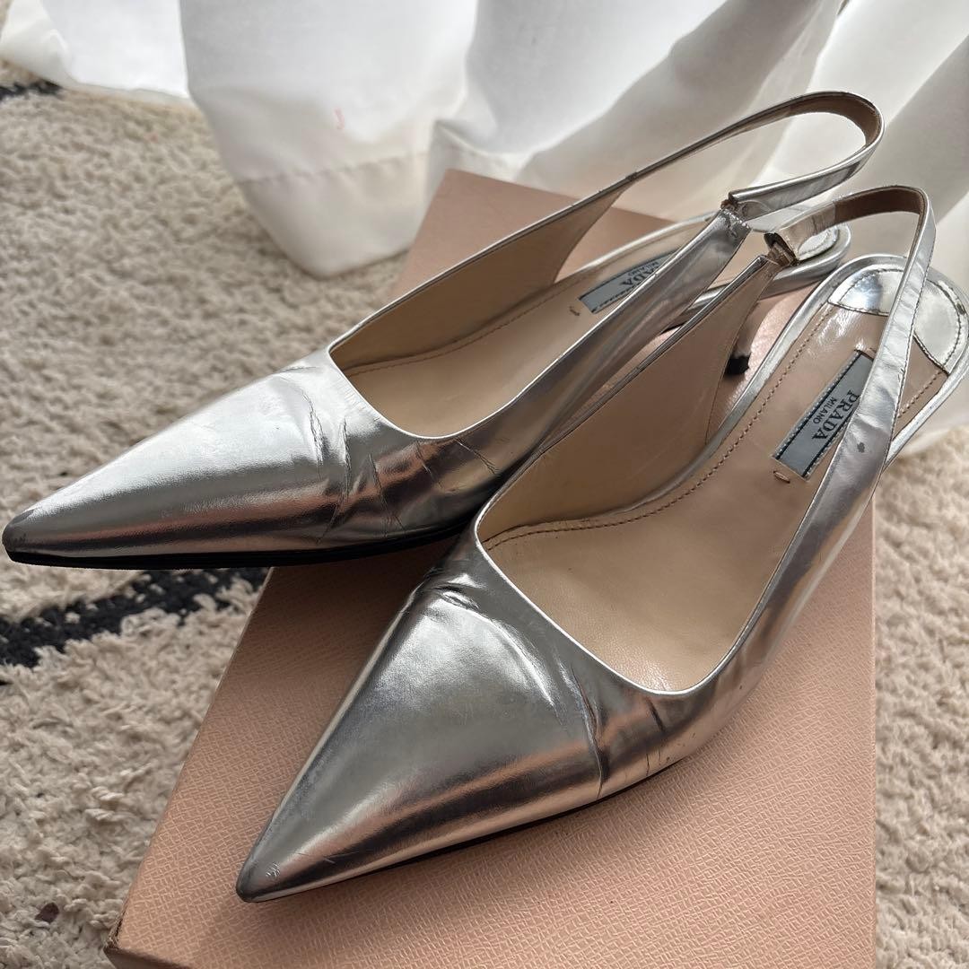 Excellent Condition PRADA Silver Pumps 4cm Heel